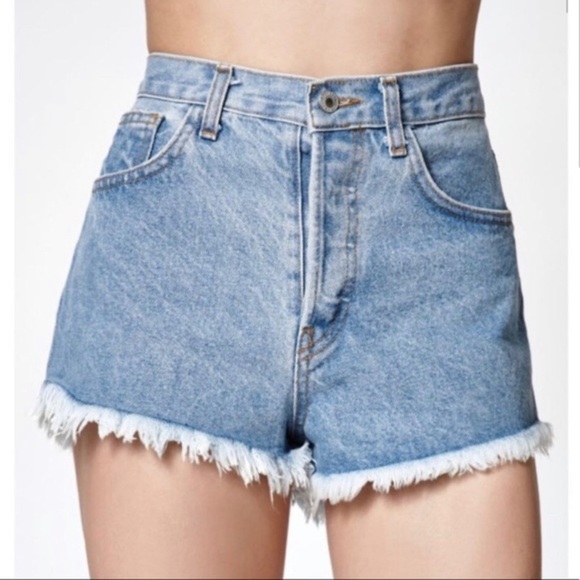 Brandy Melville denim jean high waisted shorts - Picture 5 of 14